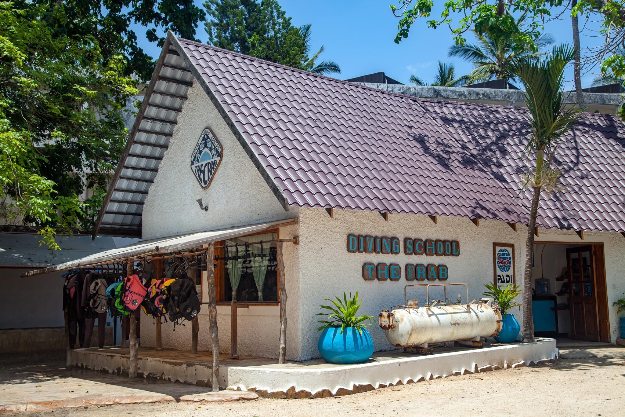 Diving the Crab by Blue Wave Ltd.