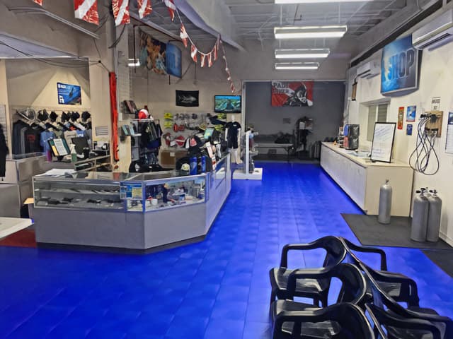 NEX Dive &amp; Snorkel Center
