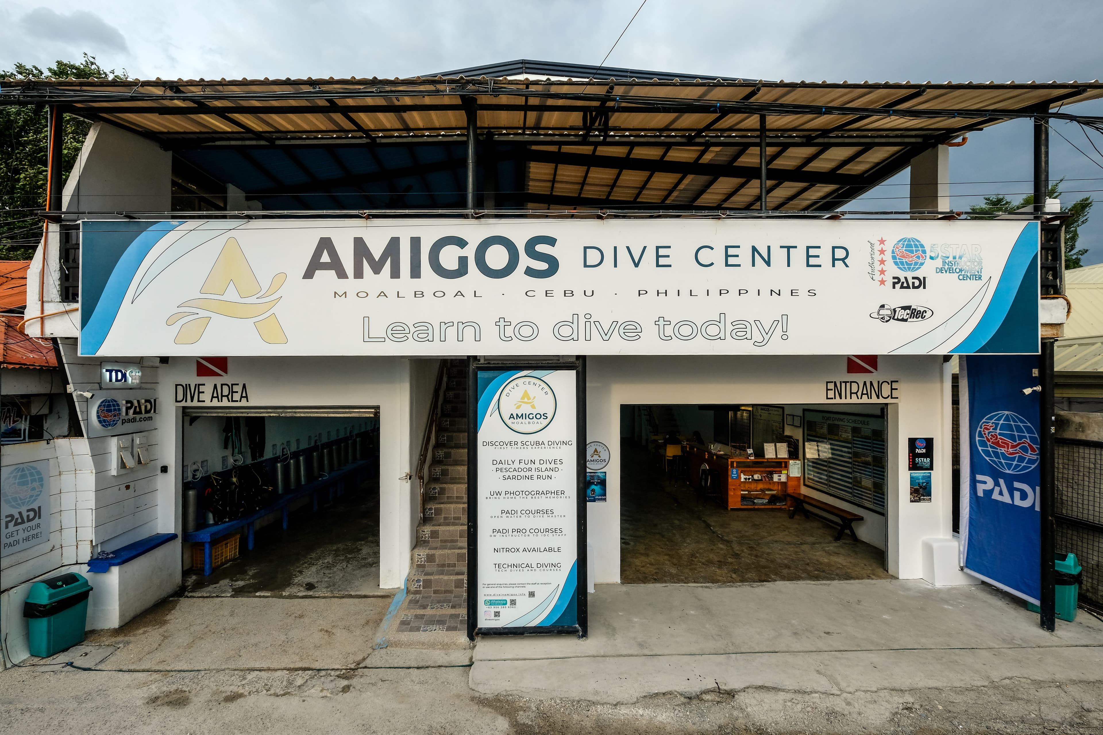 Amigos Dive Center