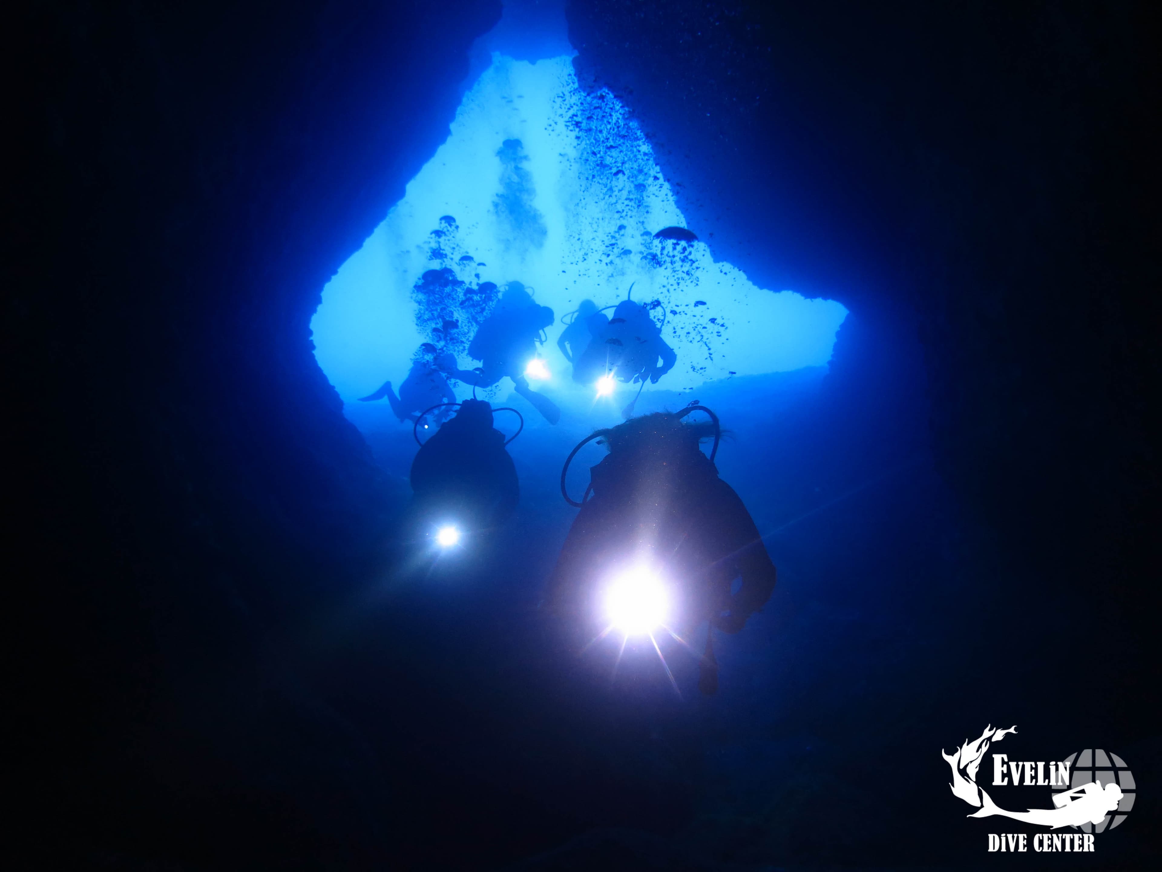 Evelin Dive Center