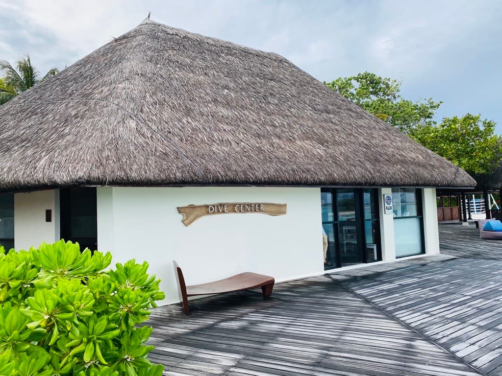 Four Seasons Kuda Huraa