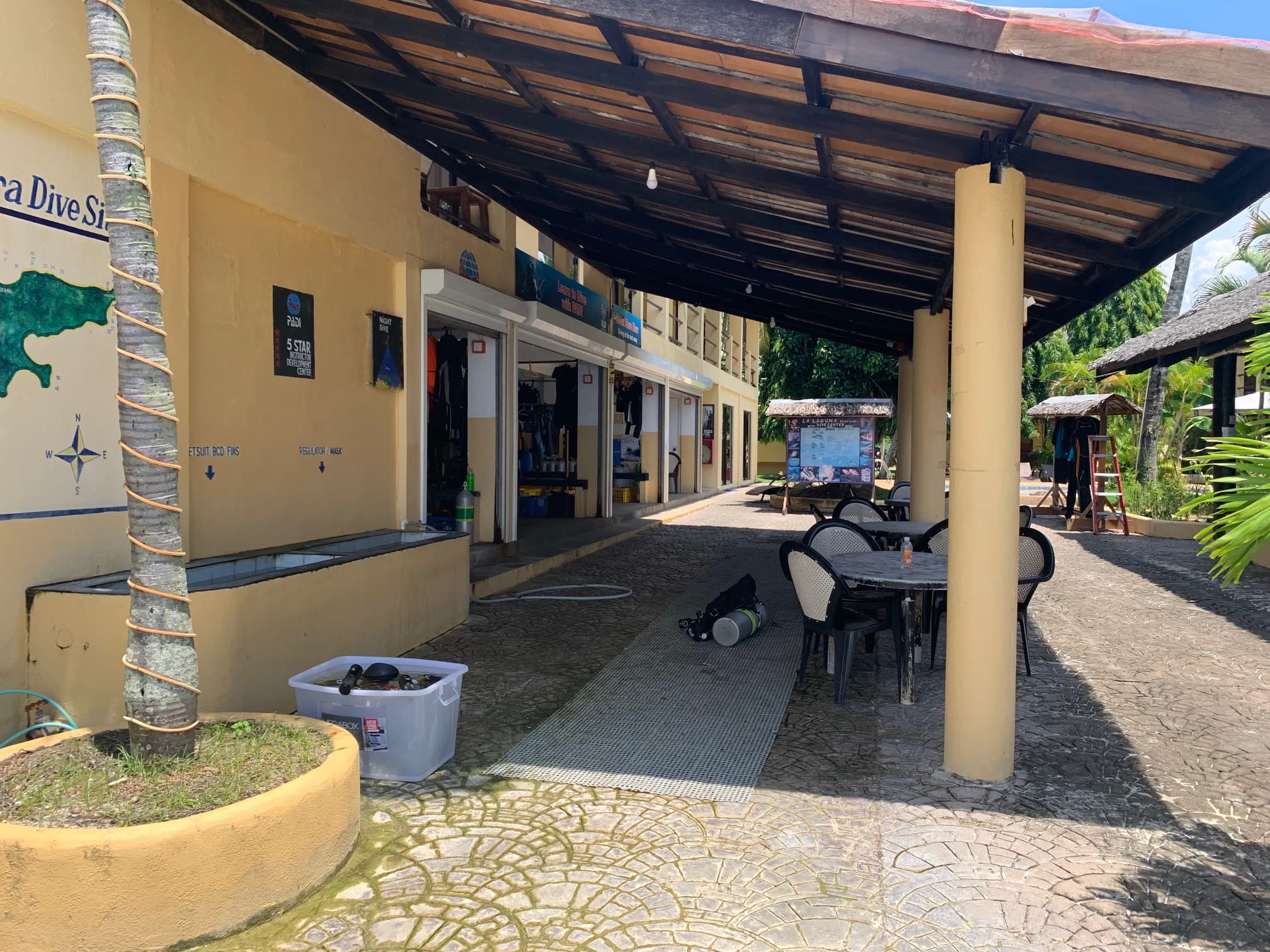 La Laguna Dive Center