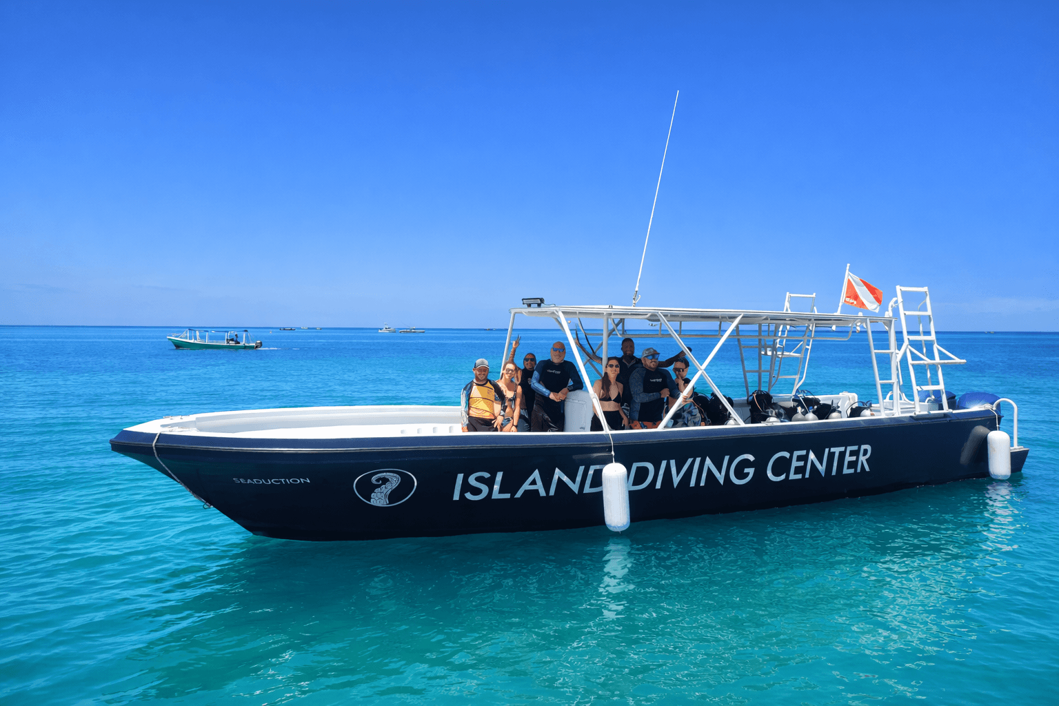 Island Diving Center