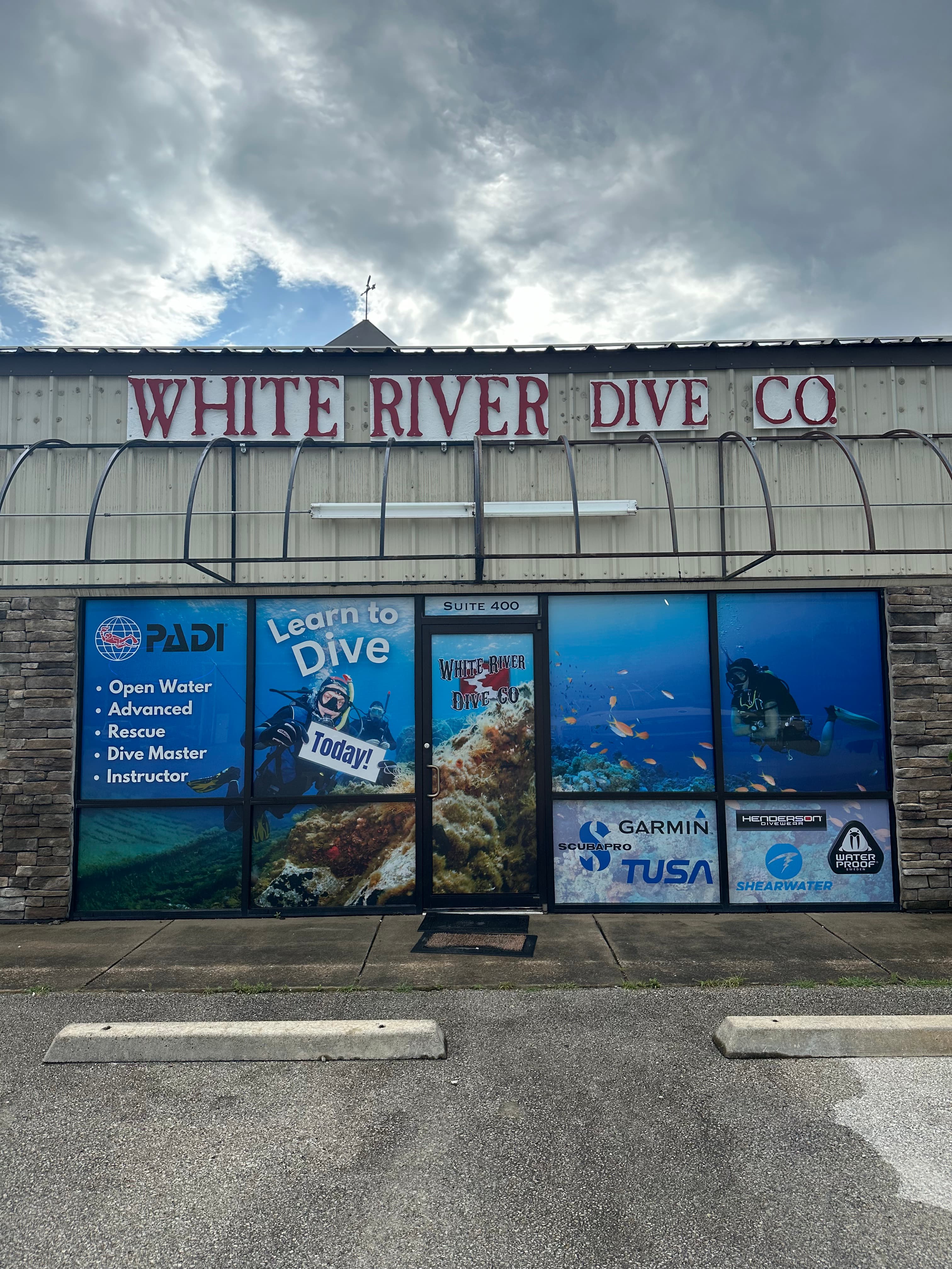 White River Dive Company