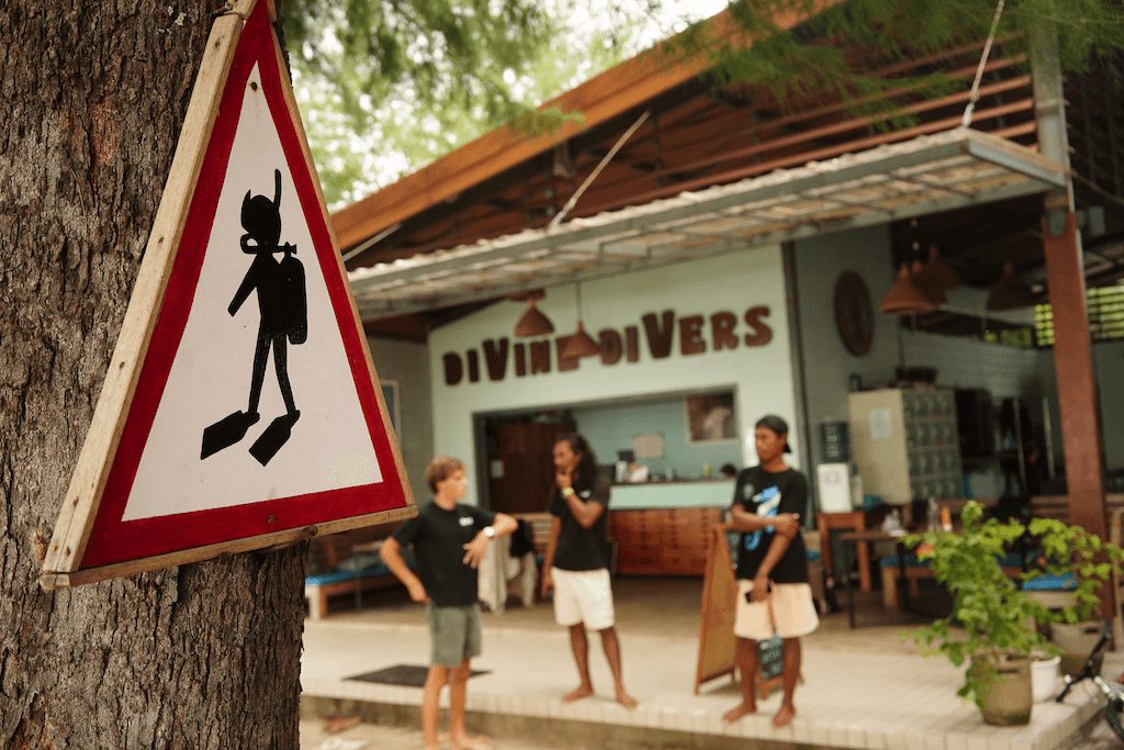 Divine Divers