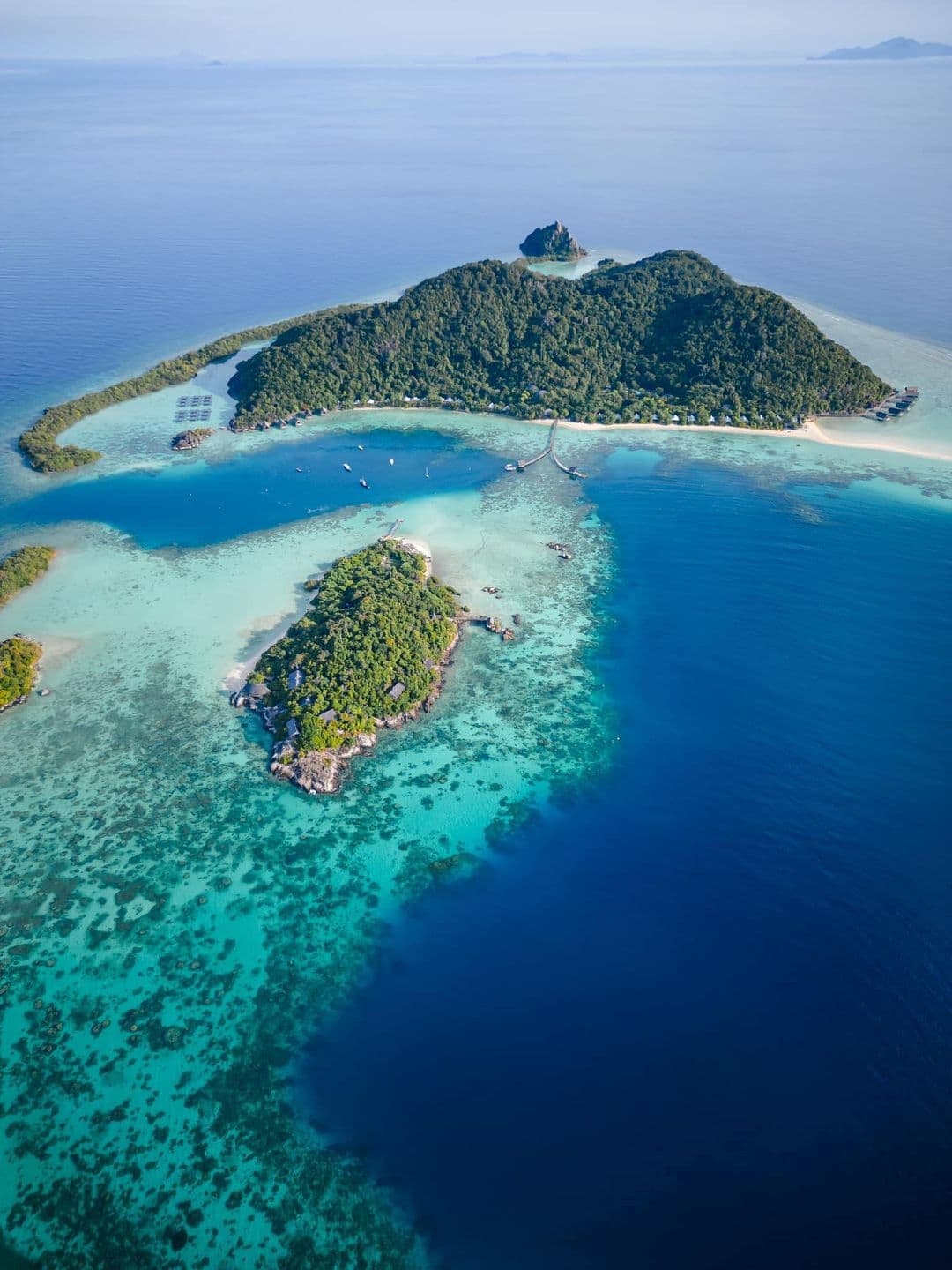 Bawah Reserve Dive Centre