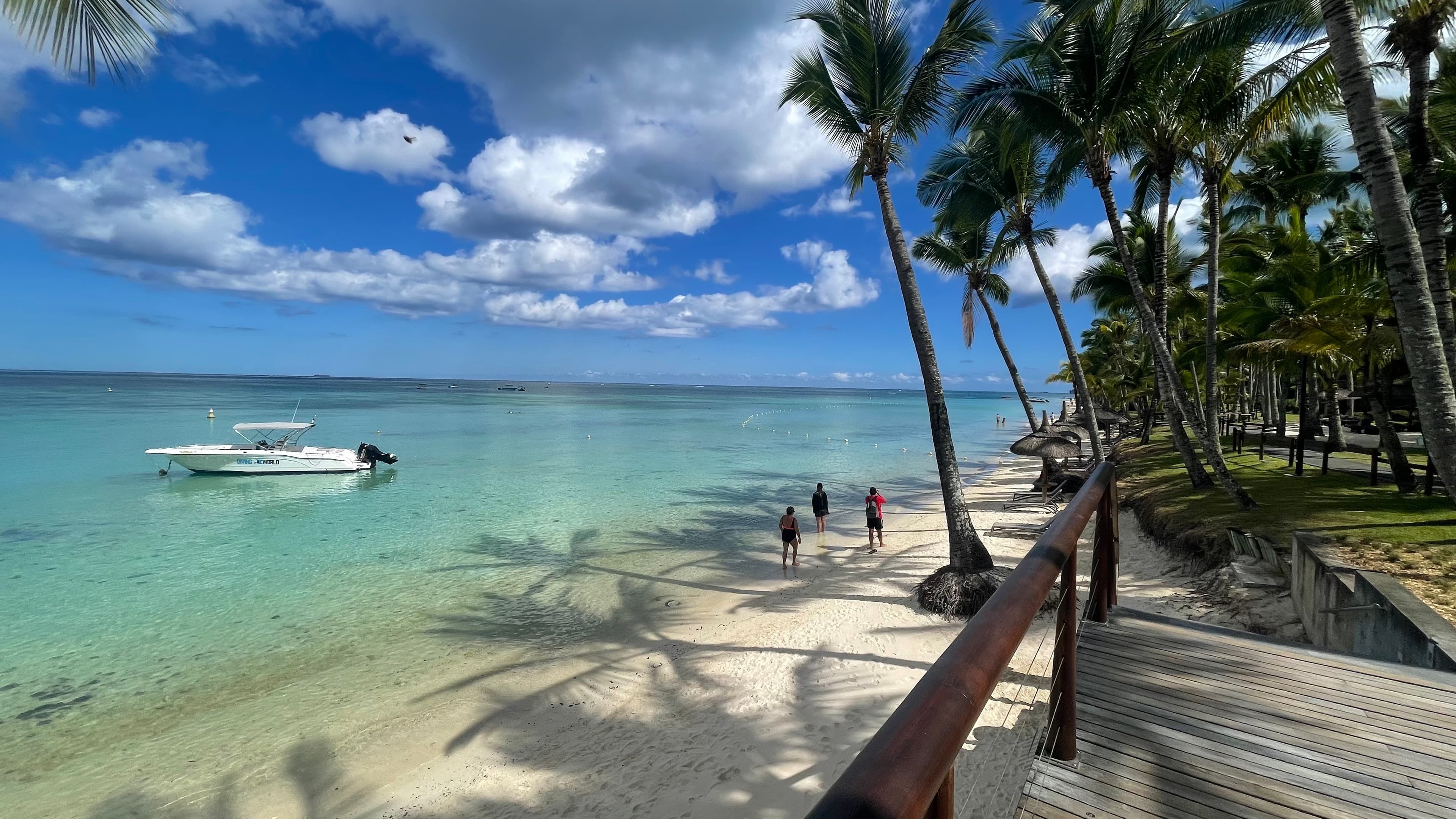 Diving World Trou aux Biches