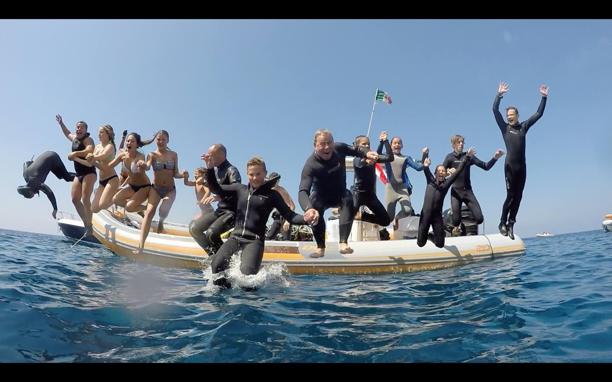 Mandel Diving Center