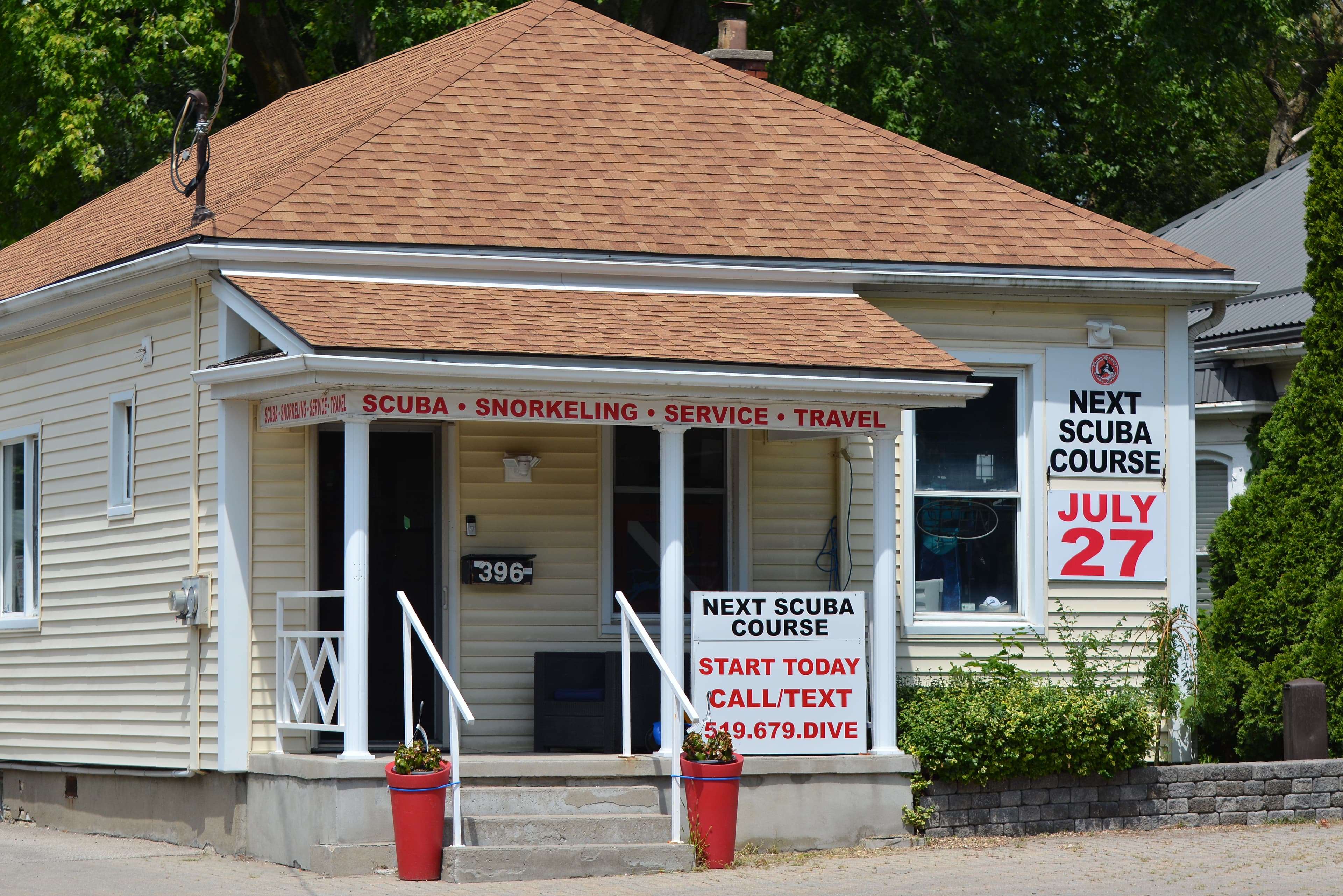 Cross Current Divers