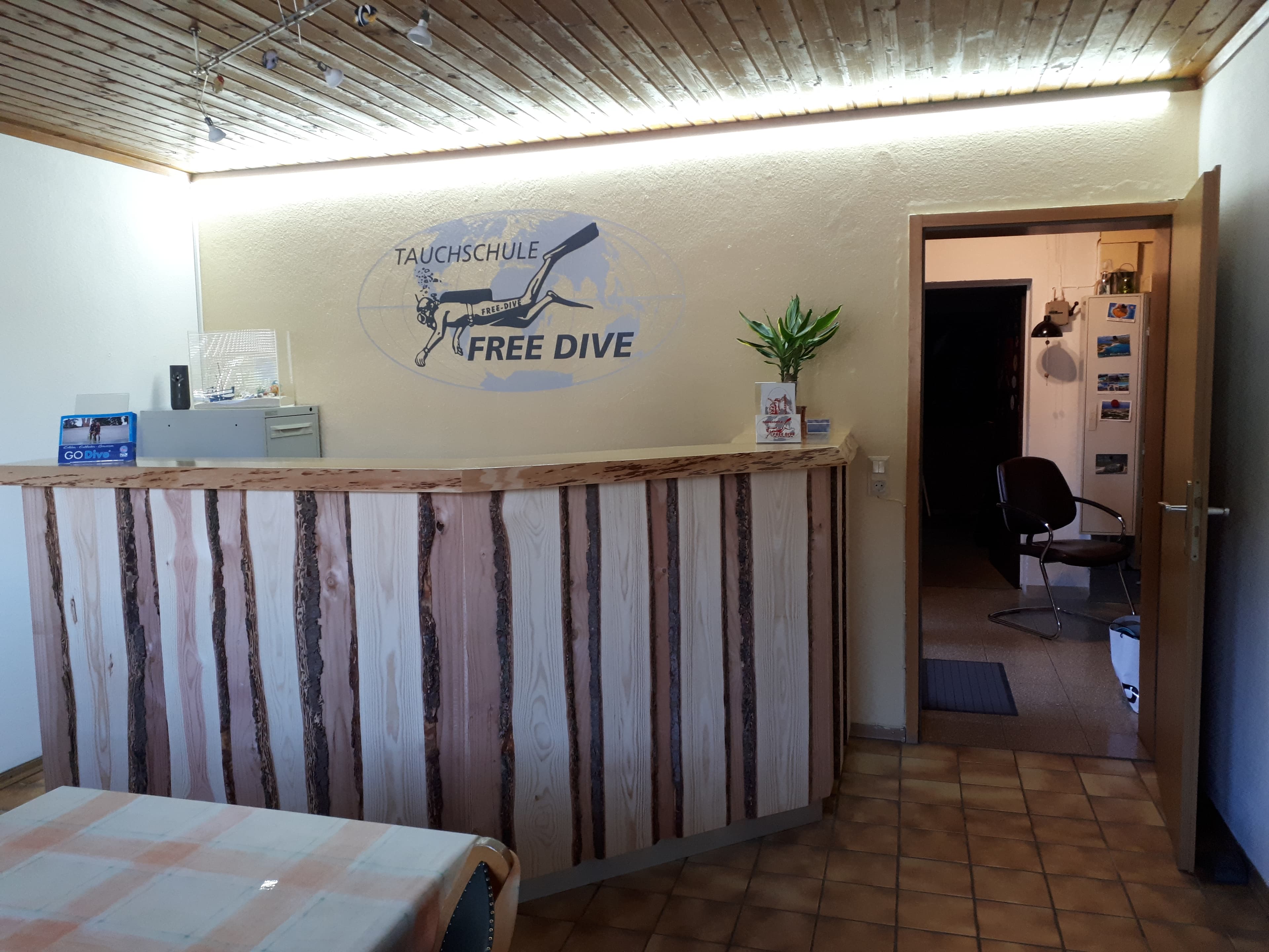 Tauchschule Free-Dive