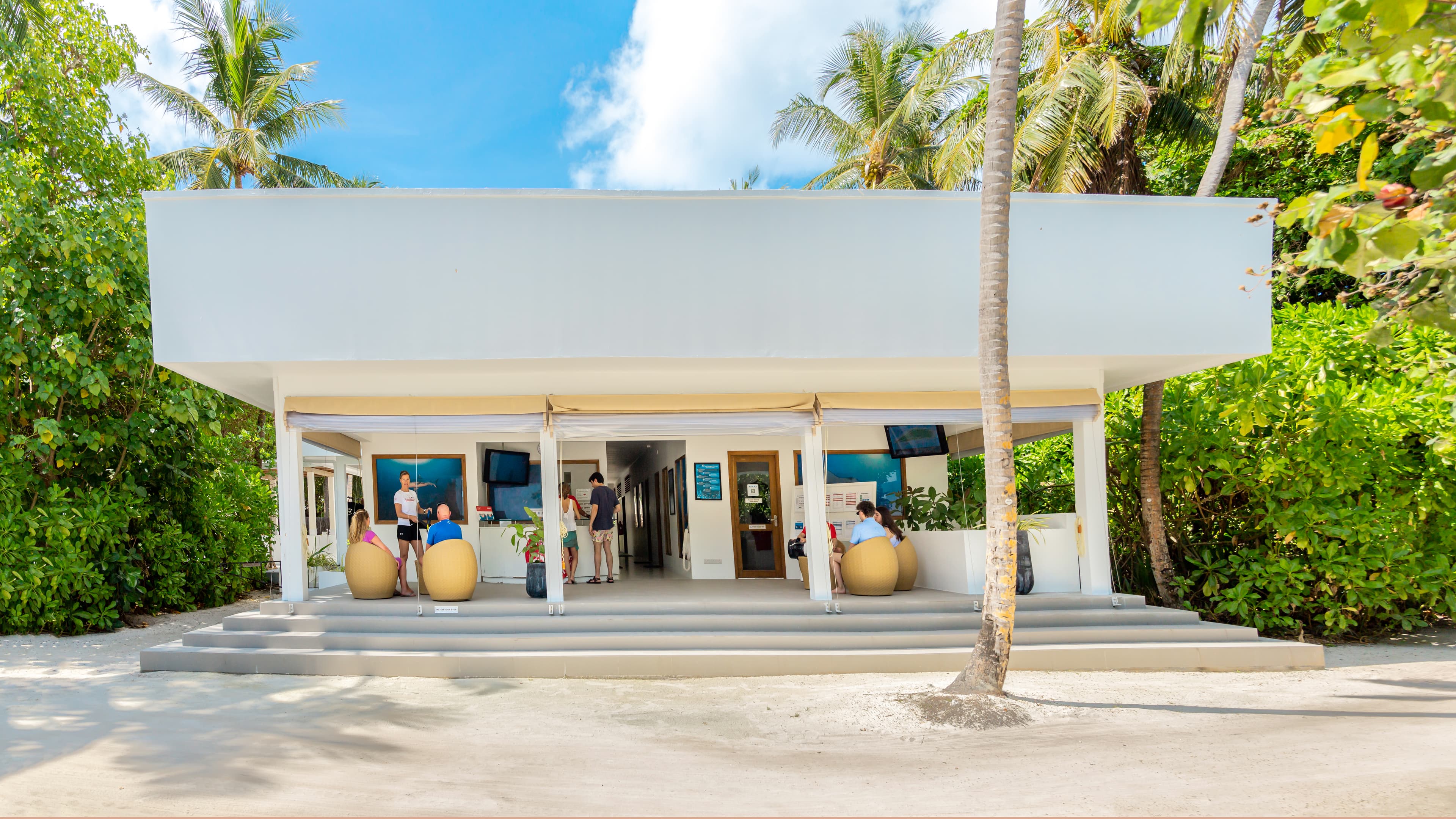 Euro-Divers Niva Dhigali Maldives