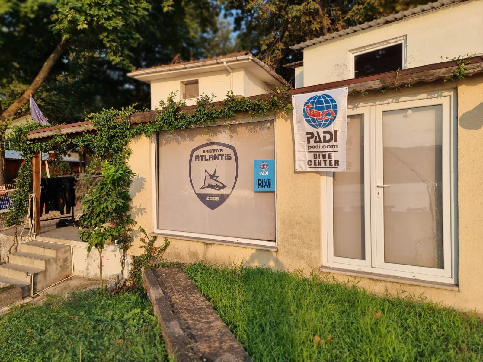 Atlantis Dive Center