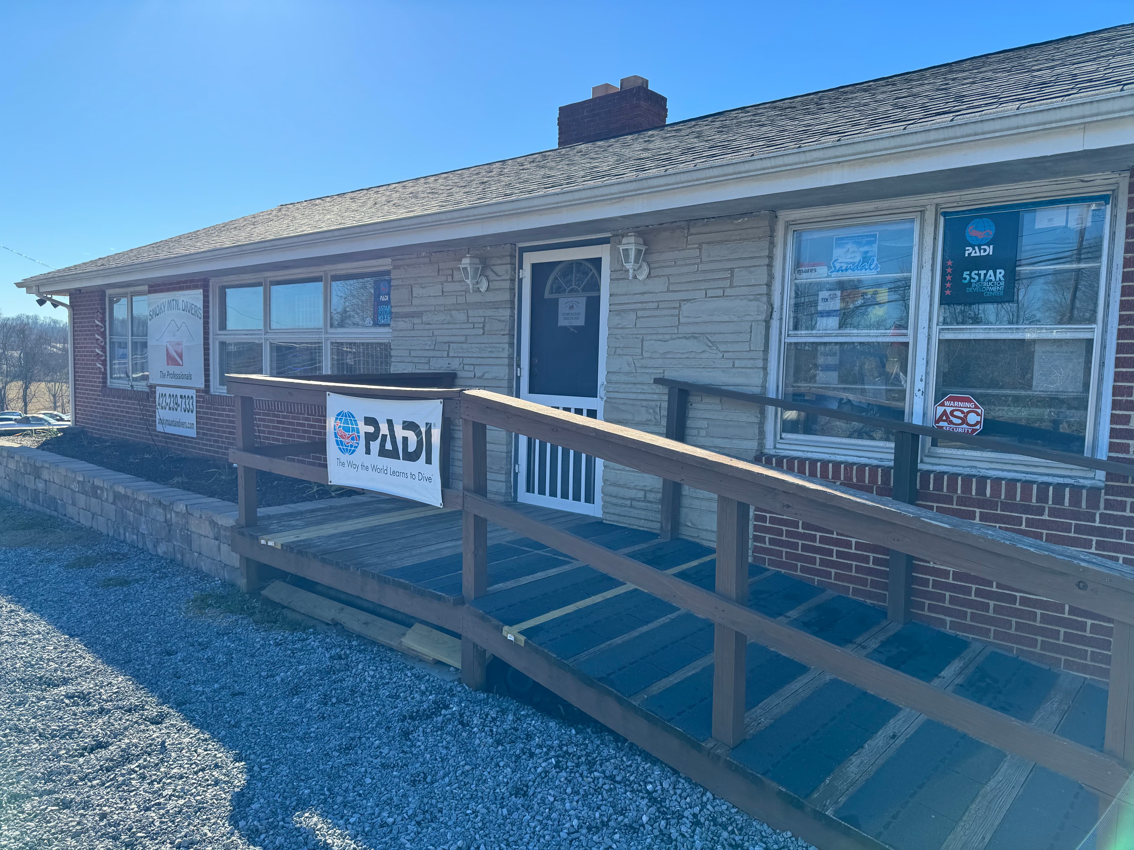 Smoky Mountain Divers, Inc.