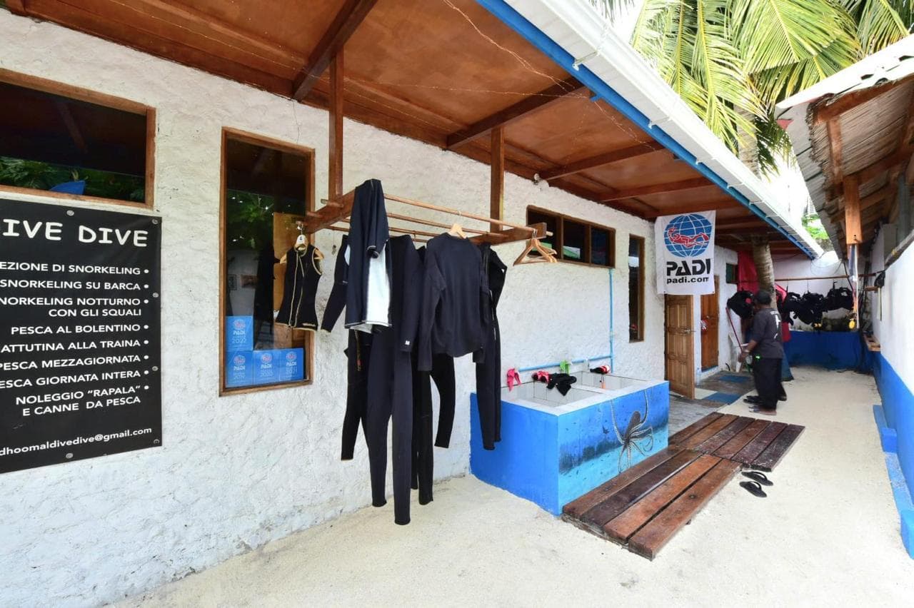 Thinadhoo Maldive Dive